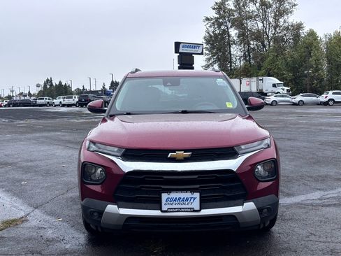 Used 2022 Chevrolet TrailBlazer LT w/ Convenience Package image 2
