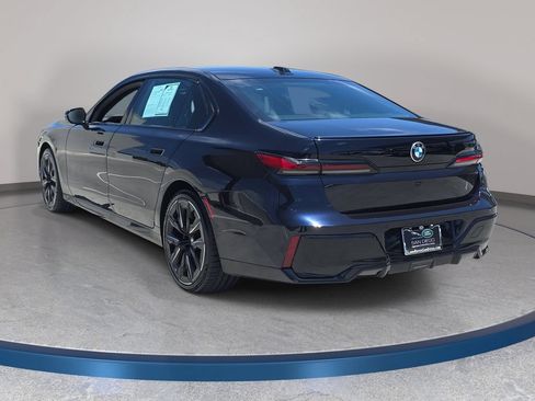 Used 2023 BMW 740i RWD image 8