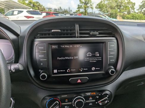 Certified 2023 Kia Soul LX w/ LX Technology Package FWD image 22