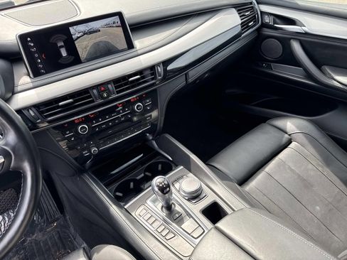 Used 2018 BMW X5 M image 28