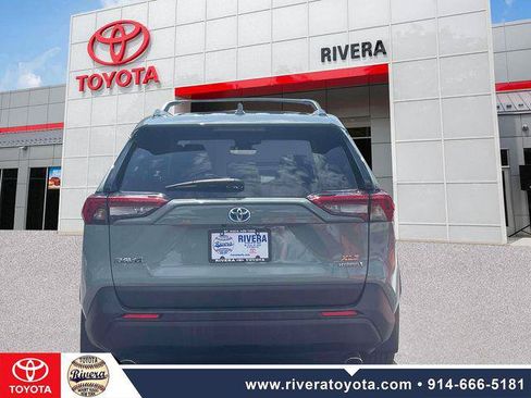 Certified 2023 Toyota RAV4 XLE w/ Convenience Package AWD/4WD image 7