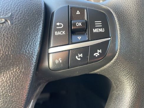 Used 2020 Ford Escape SE image 21
