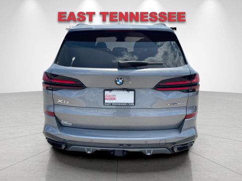 Used 2024 BMW X5 xDrive40i w/ M Sport Package AWD/4WD image 4