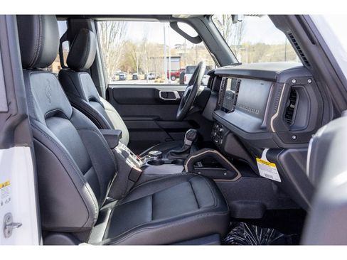 New 2026 Ford Bronco Badlands AWD/4WD image 11