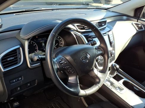 Used 2020 Nissan Murano SV image 23