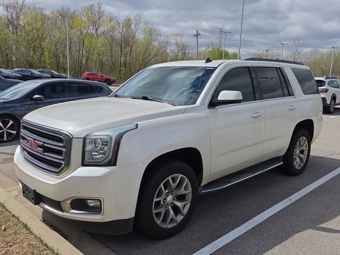 Used 2015 GMC Yukon SLT w/ Open Road Package image 4