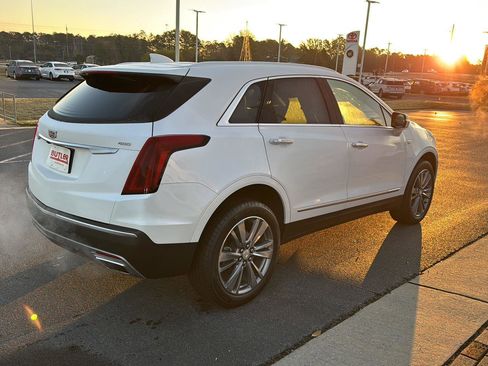 Used 2025 Cadillac XT5 Premium Luxury image 5