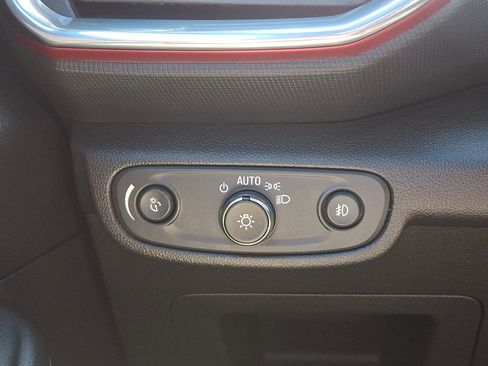Used 2023 Chevrolet TrailBlazer RS w/ Convenience Package FWD image 23
