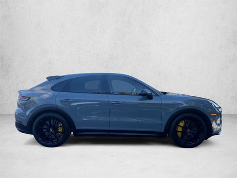 Used 2024 Porsche Cayenne Turbo GT AWD/4WD image 4