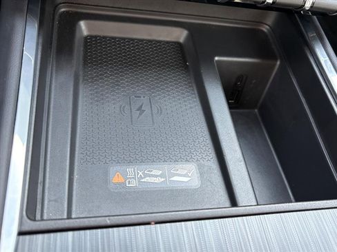 Used 2024 GMC Acadia Elevation w/ Luxury Package image 15