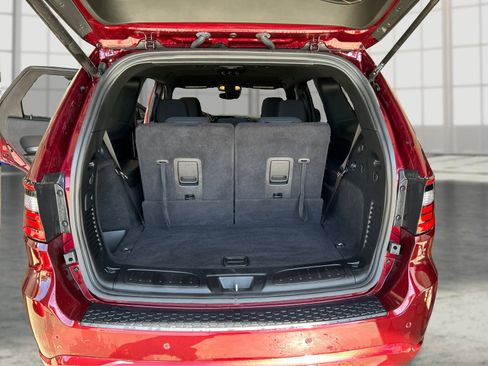 Used 2023 Dodge Durango GT image 11