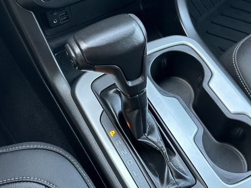 Used 2021 Chevrolet Colorado ZR2 w/ Colorado ZR2 Bison Edition image 20