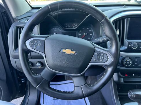 Used 2020 Chevrolet Colorado LT AWD/4WD image 18