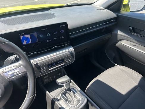 Used 2024 Hyundai Kona SEL AWD/4WD image 28