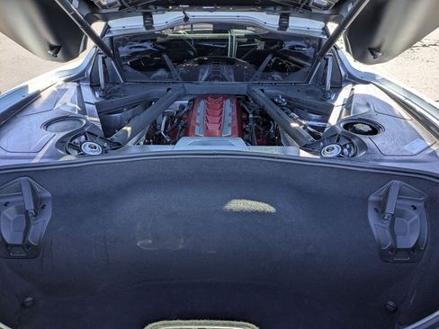 Used 2020 Chevrolet Corvette Stingray Preferred Cpe w/ 2LT Preferred Equipment Group image 28