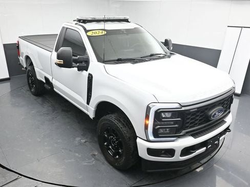 Used 2024 Ford F250 XL w/ STX Appearance Package image 13