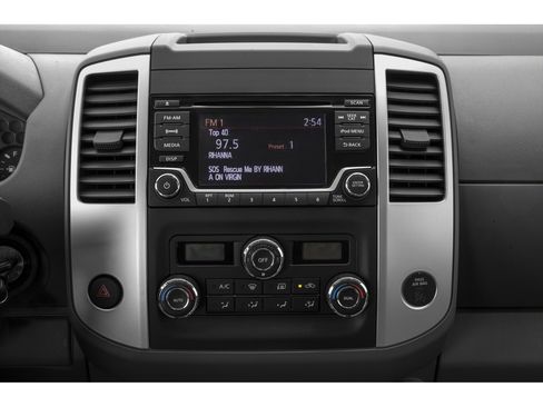 Used 2020 Nissan Frontier SV w/ Midnight Edition Floor Mats AWD/4WD image 8