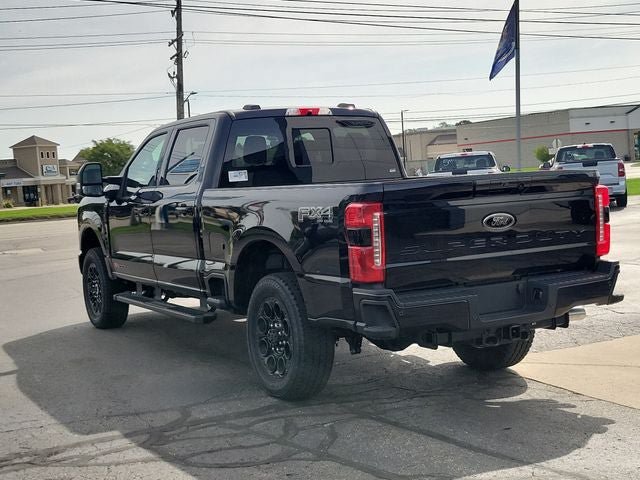 New 2026 Ford F350 4x4 Crew Cab Super Duty image 3
