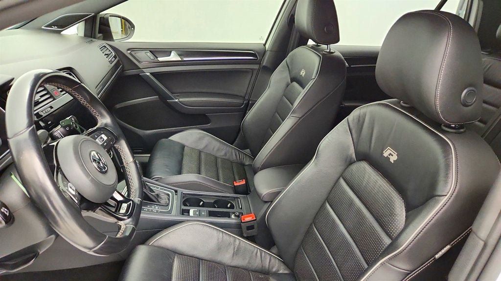 Used 2019 Volkswagen Golf R 4-Door AWD/4WD image 19