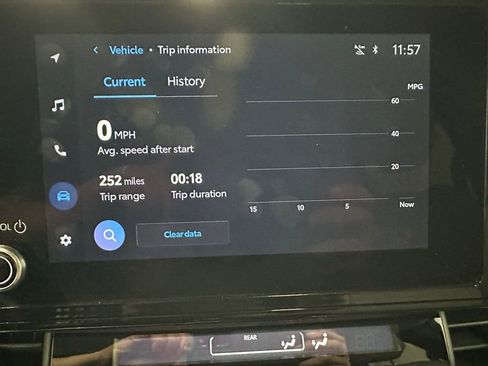 Used 2025 Toyota Sienna LE image 34