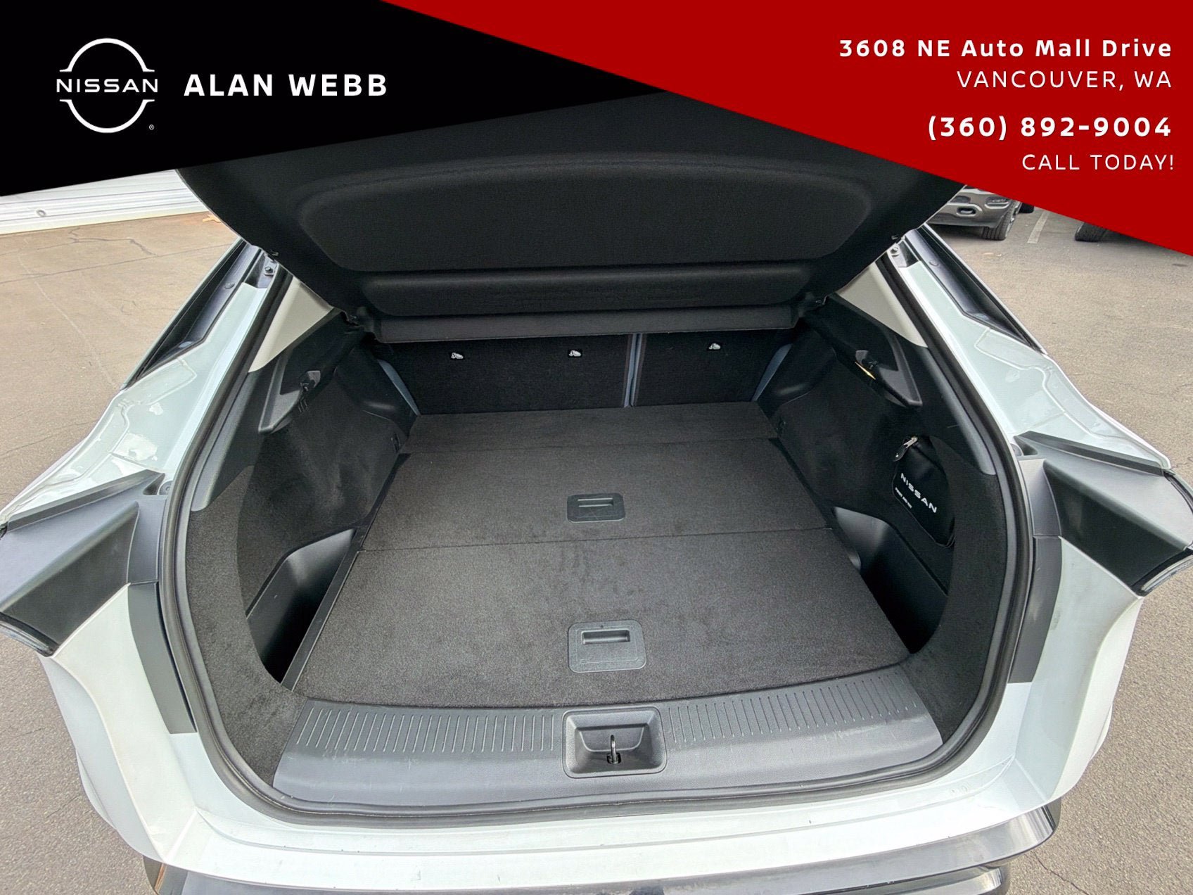 Used 2023 Nissan Ariya AWD/4WD image 29
