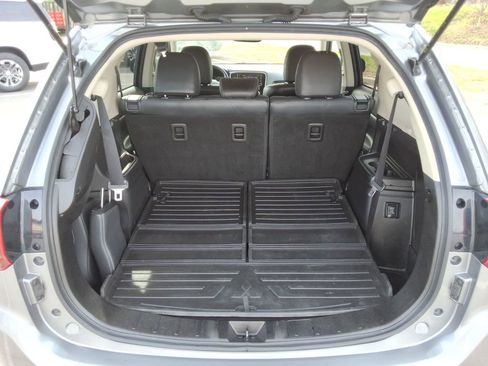 Used 2019 Mitsubishi Outlander SEL image 16