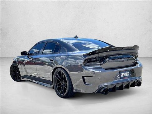 Used 2019 Dodge Charger SRT Hellcat RWD image 13