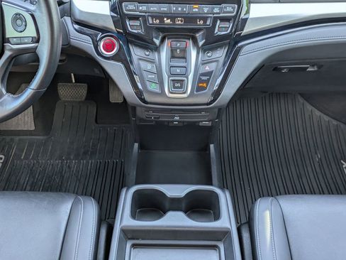 Used 2023 Honda Odyssey Touring image 19