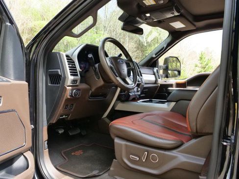 Used 2020 Ford F250 King Ranch w/ FX4 Off-Road Package image 21