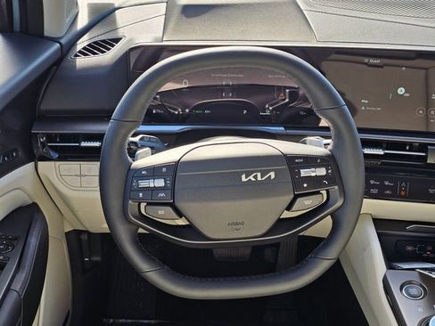 New 2026 Kia Sportage SX Prestige AWD/4WD image 16