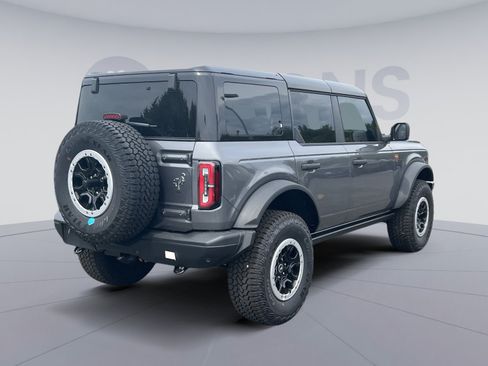 New 2025 Ford Bronco Badlands w/ Sasquatch Package AWD/4WD image 16