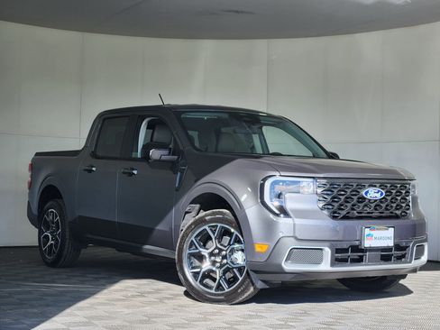 New 2026 Ford Maverick Lariat w/ 4K Tow Package image 1