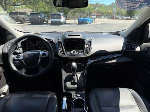 Used 2015 Ford Escape Titanium w/ Equipment Group 301A AWD/4WD image 15