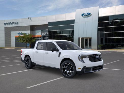 New 2025 Ford Maverick Lariat w/ 4K Tow Package image 7