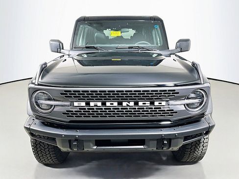New 2025 Ford Bronco Badlands w/ Sasquatch Package image 2