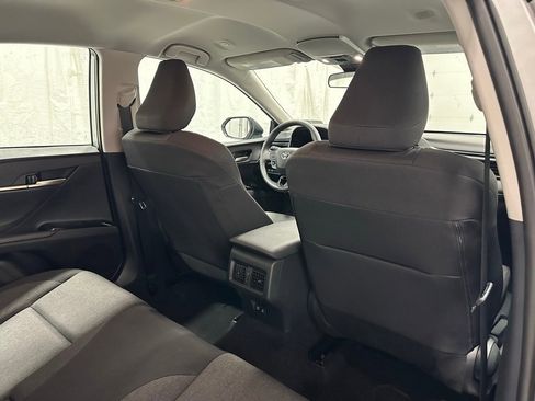 Used 2025 Toyota Camry LE image 56