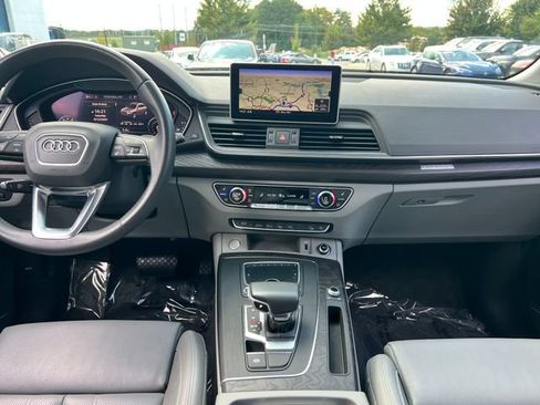 Used 2019 Audi Q5 Prestige w/ Prestige Package AWD/4WD image 15