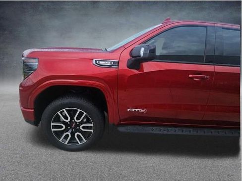 Used 2023 GMC Sierra 1500 AT4 w/ AT4 Preferred Package AWD/4WD image 12