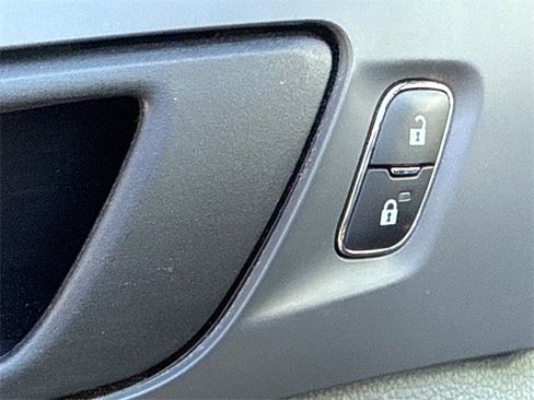 Used 2021 Ford Ranger XL image 18