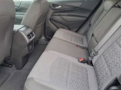Used 2023 Chevrolet Equinox LT image 12
