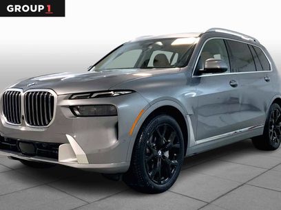 New 2025 BMW X7 xDrive40i w/ Premium Package