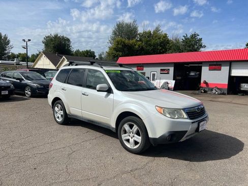 Used 2010 Subaru Forester 2.5X Limited image 4