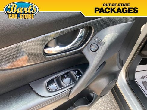 Used 2014 Nissan Rogue SL AWD/4WD image 24