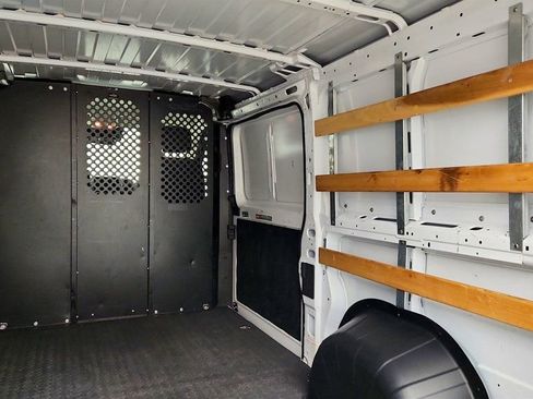 Used 2025 RAM ProMaster 2500 w/ U-Haul Equipment Group FWD image 20