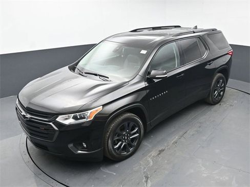 Used 2020 Chevrolet Traverse RS w/ LPO, Floor Liner Package image 37