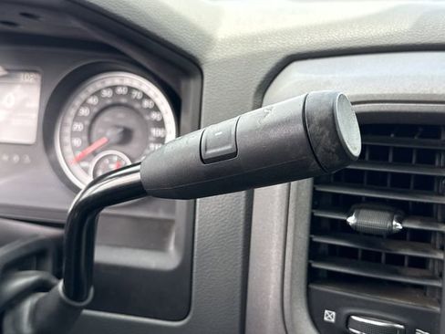 Used 2013 RAM 1500 Express RWD image 37