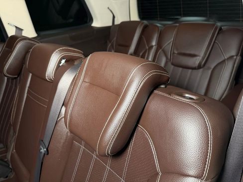 Used 2017 Mercedes-Benz GLS 450 4MATIC image 23