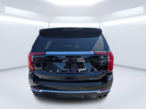 New 2026 GMC Yukon XL Denali w/ Denali Reserve Package AWD/4WD image 4