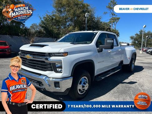 Used 2024 Chevrolet Silverado 3500 LT image 1