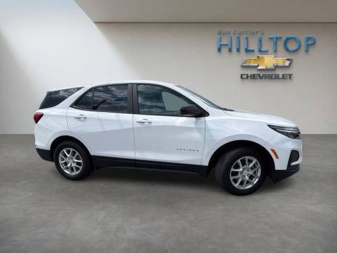 Used 2024 Chevrolet Equinox LS w/ LS Convenience Package AWD/4WD image 3